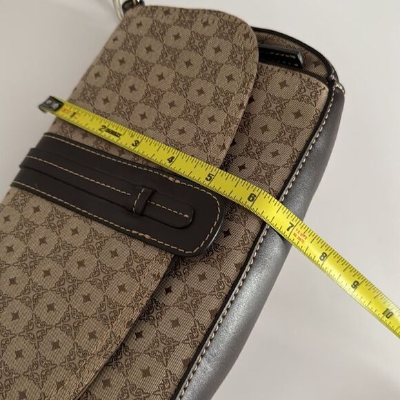 Liz Claiborne Villager Tan purse  NWOT - Picture 5 of 7